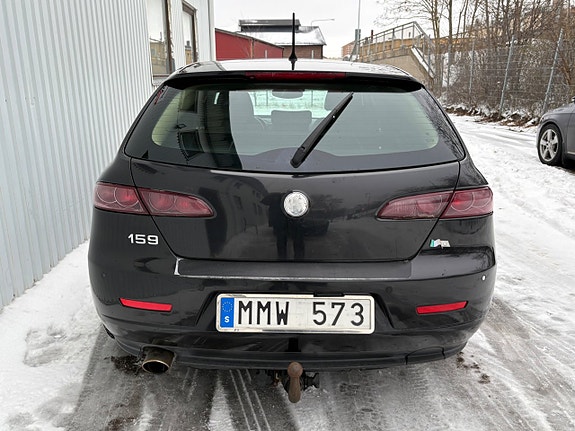 Alfa Romeo 159 7 of 18