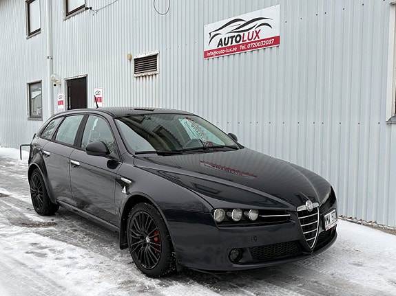 Alfa Romeo 159 4 of 18