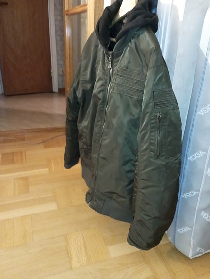 Product image 9 of 9