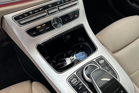 Mercedes-Benz E220 d 12 of 14