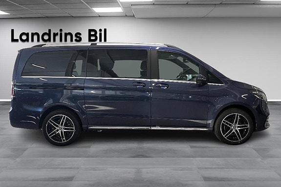 Mercedes-Benz V300 d 4 of 5