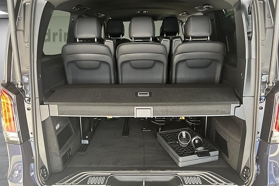Mercedes-Benz V300 d 14 of 14