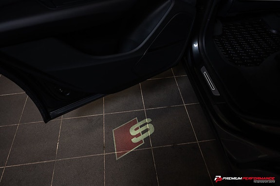 Audi Q8 12 of 29