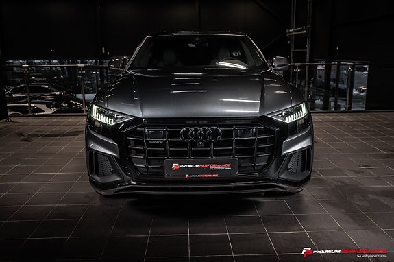 Audi Q8 5 of 5