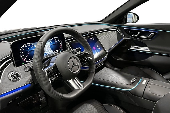 Mercedes-Benz E300 de 6 of 13