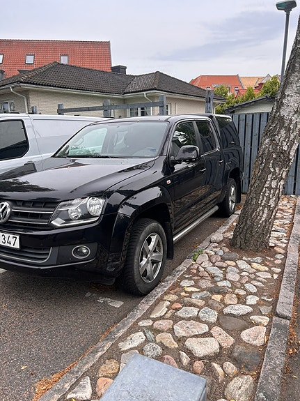 Volkswagen Amarok 8 of 9