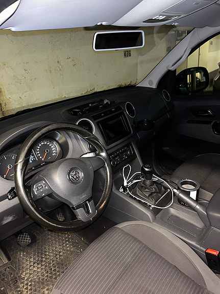 Volkswagen Amarok 5 of 9