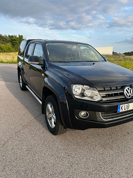 Volkswagen Amarok 2 of 9