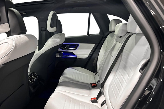 Mercedes-Benz GLC300 d 10 of 13