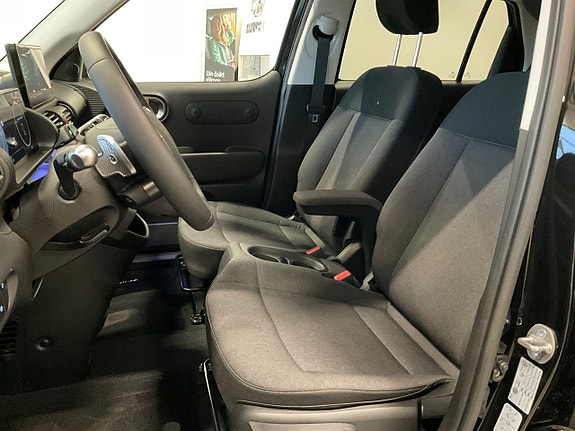 Hyundai Inster 9 of 16