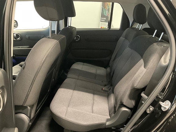 Hyundai Inster 10 of 16
