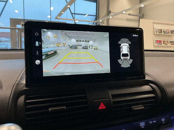 Hyundai Inster 12 of 16