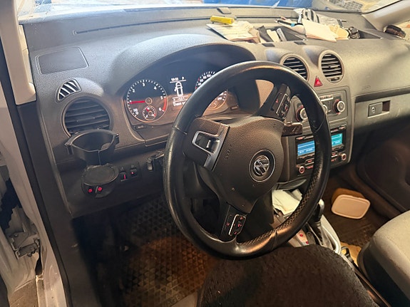Volkswagen Caddy Maxi 8 of 9