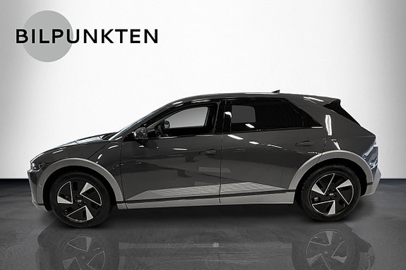 Hyundai Ioniq 5 2 of 5