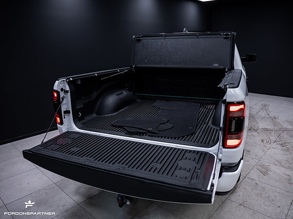 Dodge RAM 1500 13 of 30
