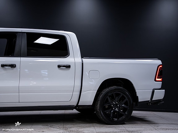 Dodge RAM 1500 4 of 30