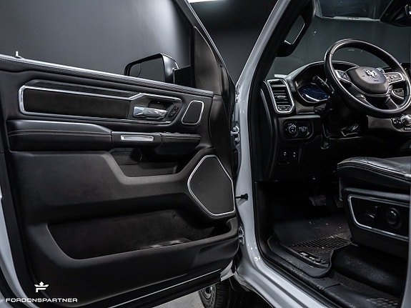 Dodge RAM 1500 21 of 30