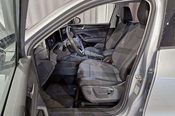 Volkswagen Tiguan 6 of 13