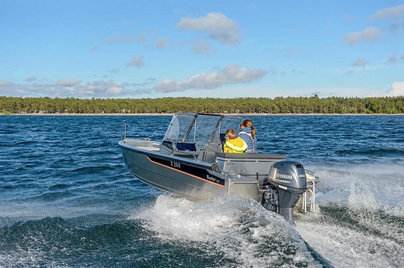 Buster M2 Yamaha F40FETL 2025 MMG EDITION