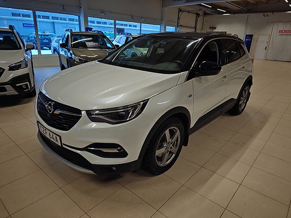 Opel Grandland X 3 of 5