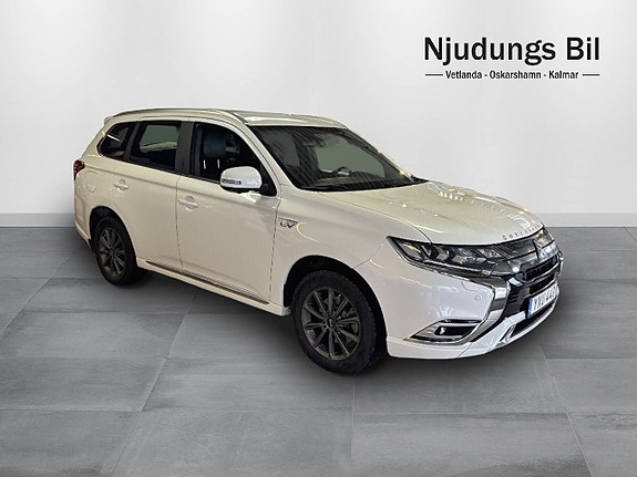 Mitsubishi Outlander 4 of 5