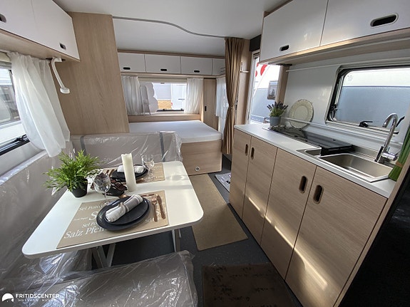 Adria Aviva 563 PT *Barnkammare / Sommarkampanj Förtält på Köpet / Ränta 3.9 9 of 21