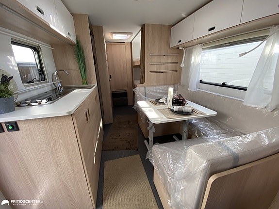 Adria Aviva 563 PT *Barnkammare / Sommarkampanj Förtält på Köpet / Ränta 3.9 12 of 21