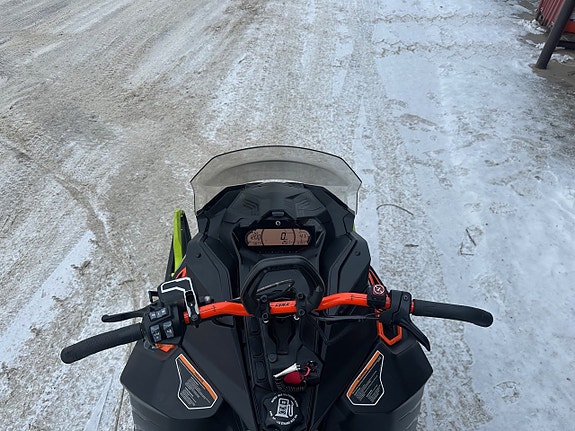 Lynx Xterrain Pro 3900 850 E-Tec -22 5 of 5