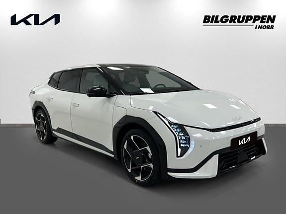 Kia EV4 3 of 5
