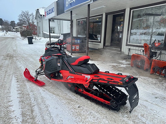 Lynx Xterrain Re 3700 850 E-Tec -22 4 of 5