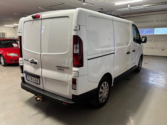Renault Trafic 3 of 5