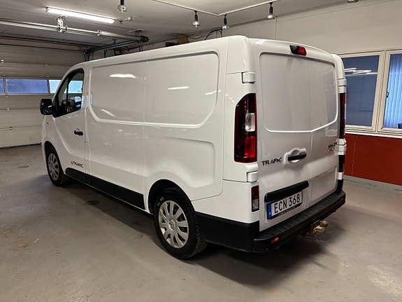 Renault Trafic 4 of 5