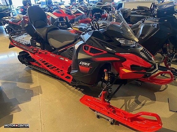 Lynx Brutal RE 500mm 3900 850 E-TEC DME 2.35in 60mm 7.8 in. Color LCD Displa 2 of 5