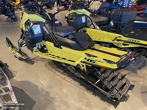 Ski-Doo Freeride Standard 850 E-TEC Turbo R 146 10.25 Display Standard 850 E-TEC Turbo R 146 DSHOT 2.5in 64mm 10.25 in. 2 of 3
