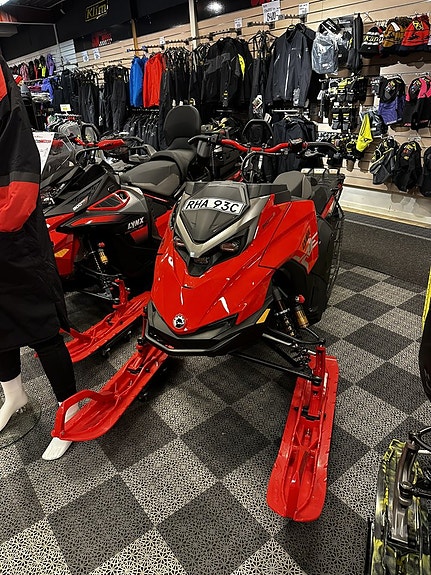 Lynx Shredder RE 3700 850 E-TEC Turbo R SHOT Momsad