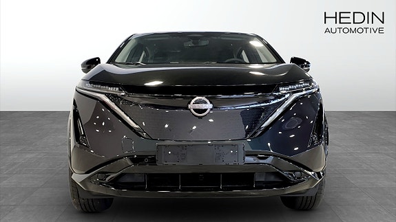 Nissan Ariya 8 of 12