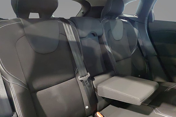 Volvo V40 10 of 10