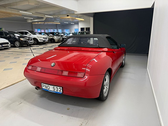 Alfa Romeo Spider 5 of 5
