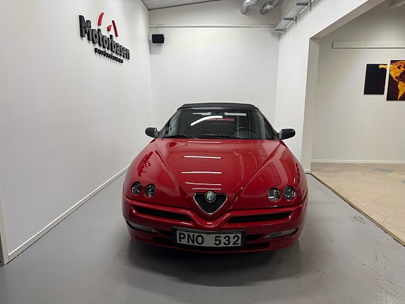 Alfa Romeo Spider 6 of 12