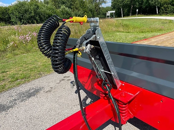 NC 2axl traktordragen maskintrailer 16T 11 of 24