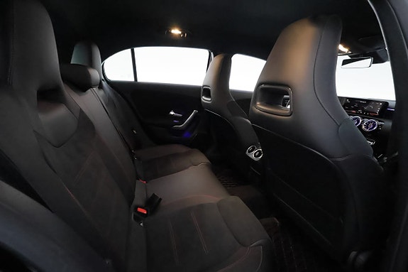 Mercedes-Benz A250 e 18 of 27