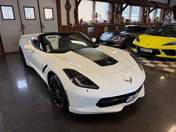 Chevrolet Corvette 21 of 30