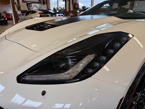 Chevrolet Corvette 8 of 30