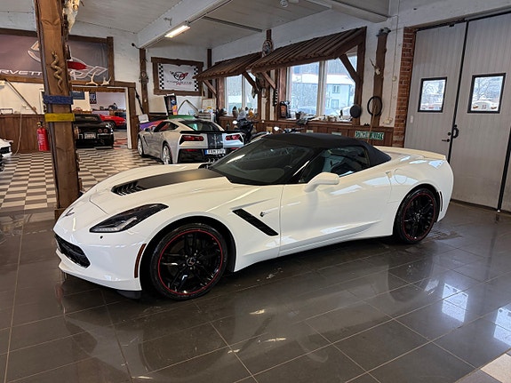Chevrolet Corvette 14 of 30