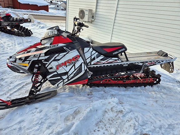 Polaris 800 Pro Rmk  155" 2 of 6