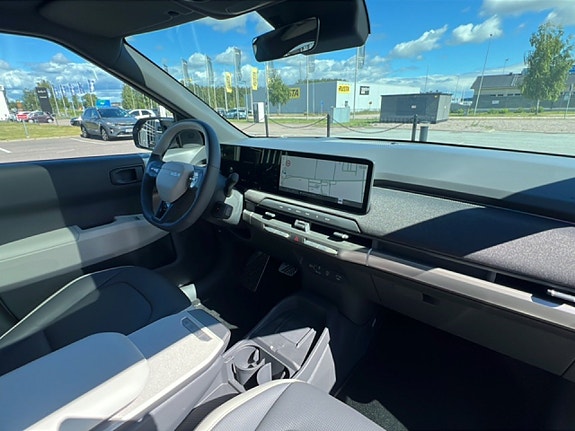Kia EV3 17 of 18