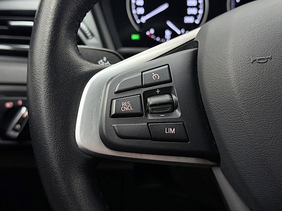 BMW 225xe 17 of 27
