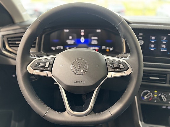 Volkswagen Polo 9 of 14
