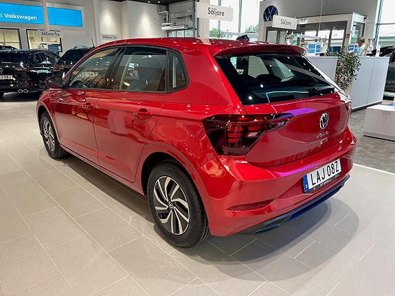Volkswagen Polo 7 of 14