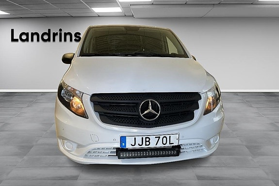 Mercedes-Benz Vito 116 2 of 5